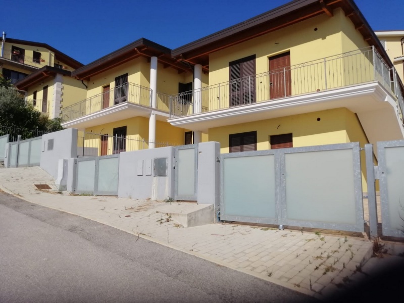 Villa Unifamiliare - Indipendente PESCARA vendita    D