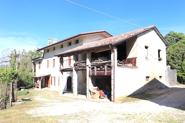  pieve-di-soligo vendita quart:  spaziocasa-servizi-immobiliari-di-arnoldo-geom.-monica