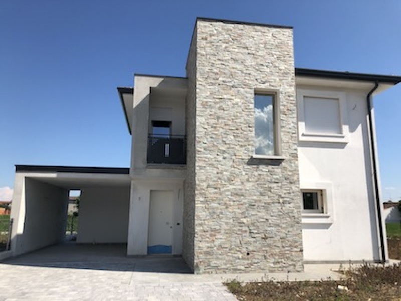 Villa FONTANAFREDDA vendita    Agenzia Immobiliare Spinazze