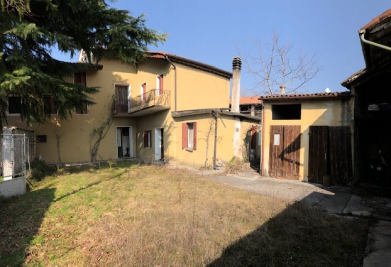 Rustico - Cascina BUDOIA vendita    Agenzia Immobiliare Spinazze