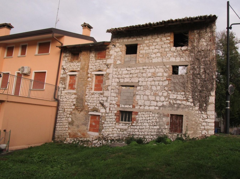 Rustico - Cascina CANEVA vendita    Agenzia Immobiliare Spinazze