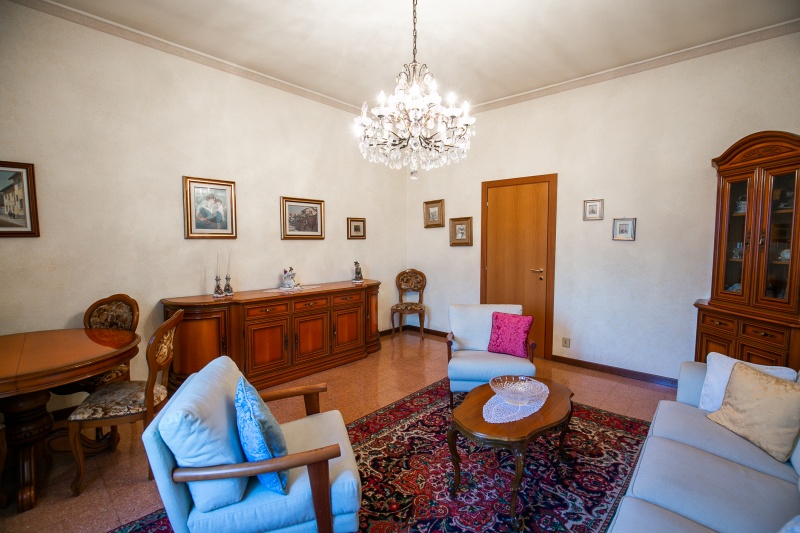 Appartamento PADERNO DUGNANO vendita   Via Diaz,4 Yucca snc CERCOCASA