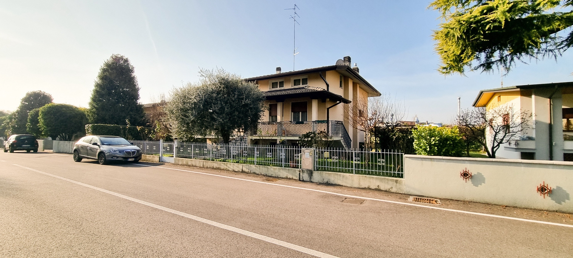 Foto 2 di 2 - Villa in vendita a Sacile