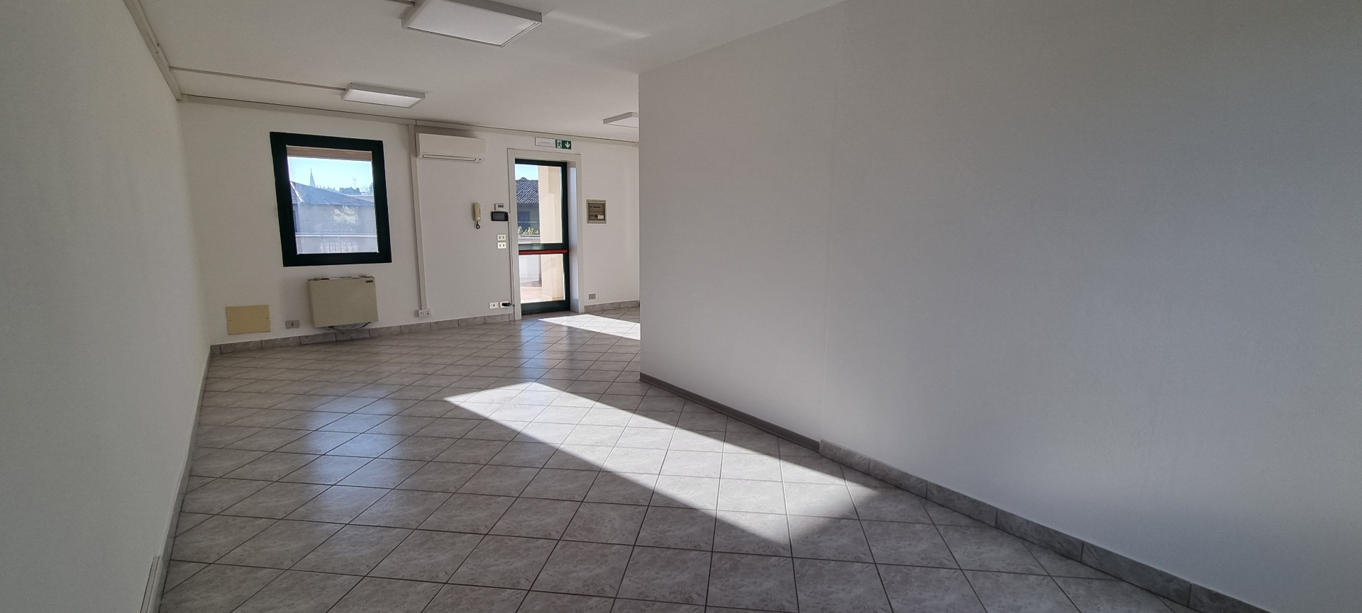 Foto 5 di 13 - Ufficio in affitto a Sacile