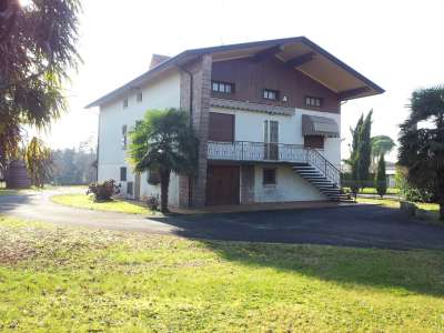 Foto 1 di 13 - Villa in vendita a Gaiarine